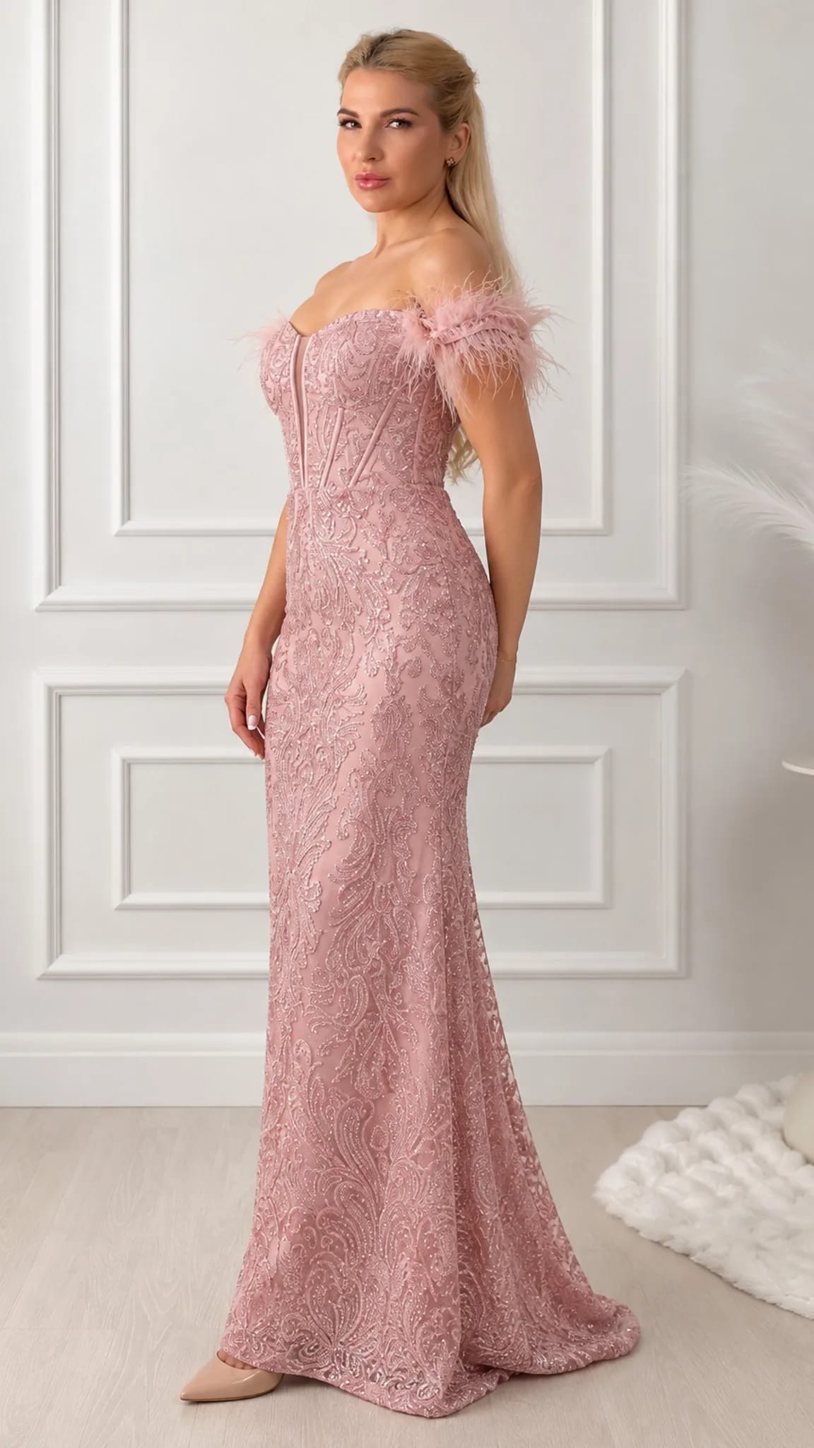Sirēnas vakarkleita «Flamingo»